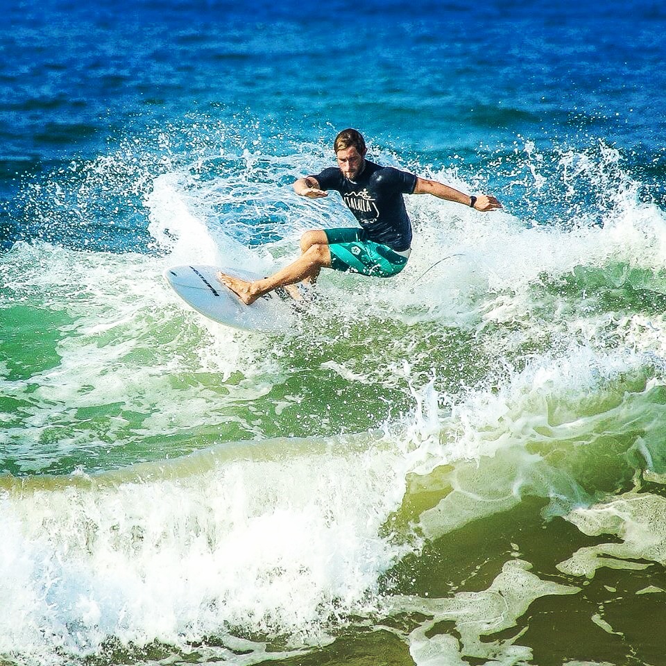  Richard Star Surf Head Instructor Wave Turn 960 x 960 