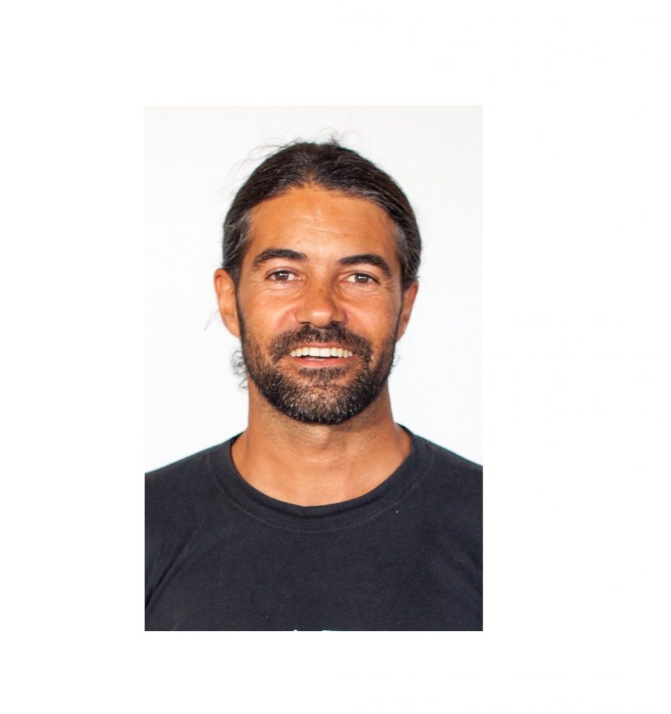 surf-blog-meet-adan-new-fuerteventura-surf-camp-yoga-instructor
