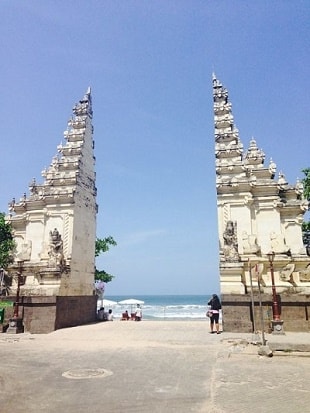  Surf Camps Surfing Holidays Bali Group Trip Activities Sight Seeing 310 x 206 Optimized. 