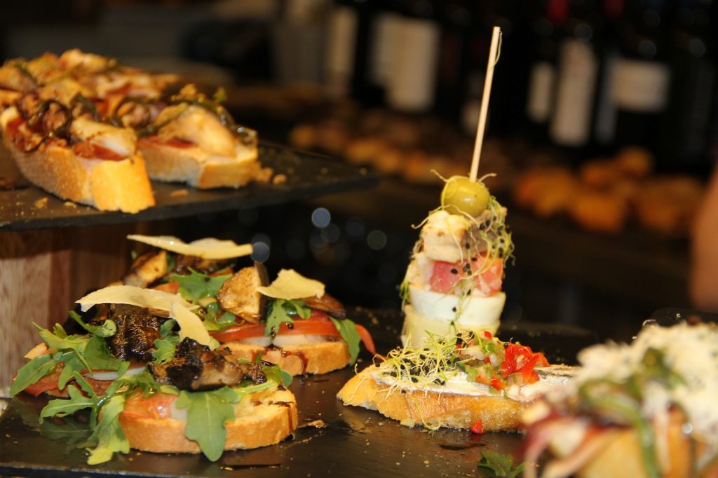 Surf Camps Suring Holidays Fall in Love with Fuerteventura Blog Food Dinner