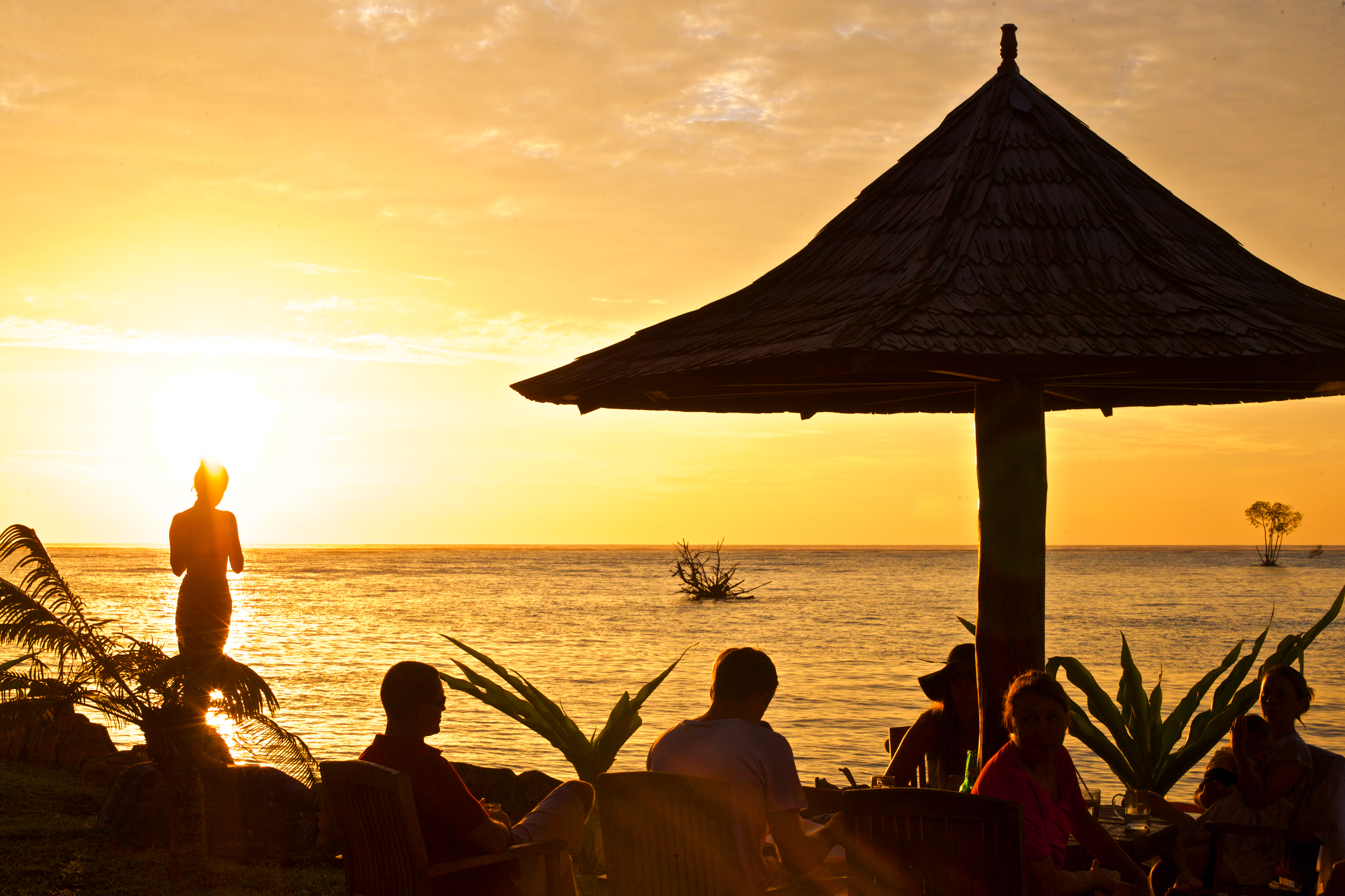  Surf Camp Resort Mentawai Islands Sunset Paradise Groups 4813 x 3207 